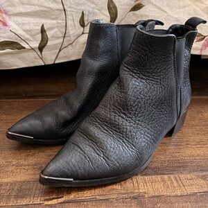 Acne Studios Jensen Boot is a black leather ankle boot - Size 35